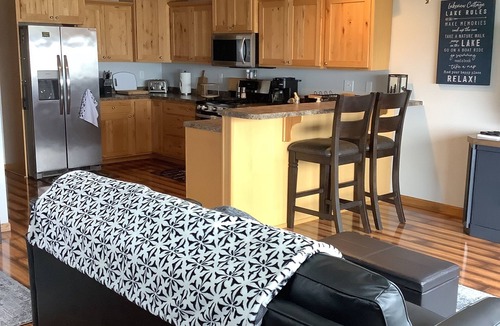 Bemidji Cottage | Cozy 2-bedroom cottage on Lake Bemidji with AC