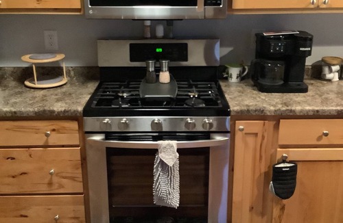 Bemidji Cottage | Cozy 2-bedroom cottage on Lake Bemidji with AC