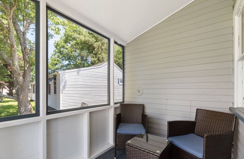 Wells Cabin | Cozy 2 Bedroom Cottage