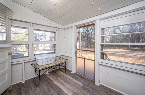 Croasdaile Farm Master House | Cozy 2-bedroom duplex near Duke