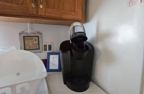 Longtown House | Cozy 2-bedroom furnished house in peaceful Eufaula, near boat ramps, fishing +