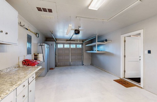 Granite Shoals House | Cozy 2 bedroom home with gas grill, patio, and boat parking
