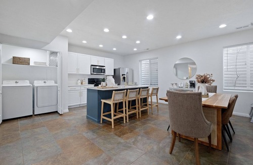 Fruit Heights House | Cozy 2-bedroom house in enjoyable Fruit Heights with WiFi, AC