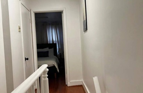 Point Breeze House | Cozy 2-Bedroom home near Rittenhouse area