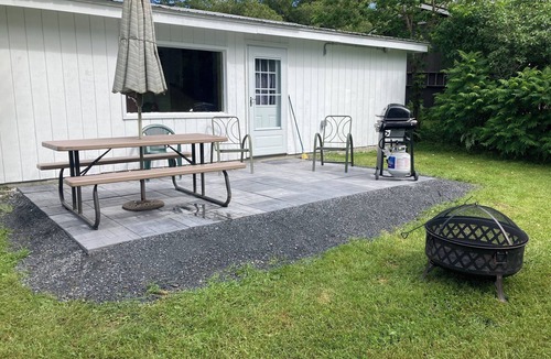 Van Buren House | Cozy 2-bedroom home in Van Buren with easy trail access and garage!