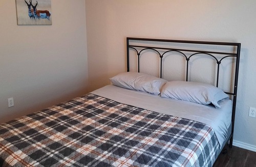 Chalk House | Cozy 2-bedroom home in Paducah TX