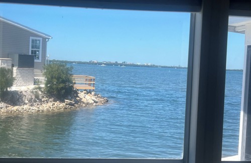 Palmetto House | Cozy 2-bedroom home in beautiful Palmetto with spectacular waterfront views.