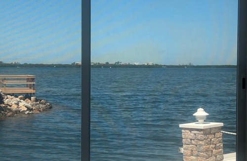 Palmetto House | Cozy 2-bedroom home in beautiful Palmetto with spectacular waterfront views.