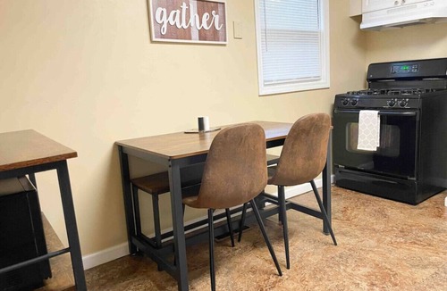 Englewood House | * Cozy 2 bedroom home with 2 TV’s *