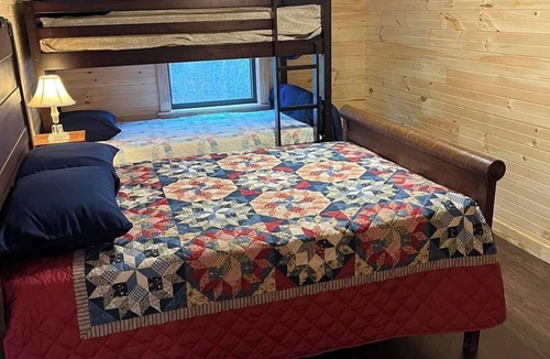 Poughkeepsie House | Cozy 2-bedroom house nestled in rural Poughkeepsie, AR.