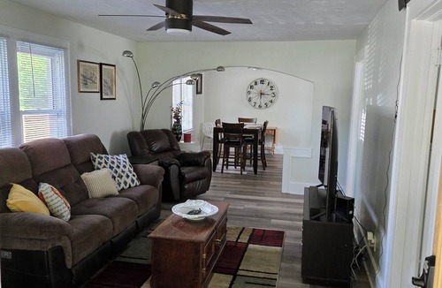 Indianapolis House | Cozy 2-bedroom house in charming Indianapolis with AC, Close to downtown,