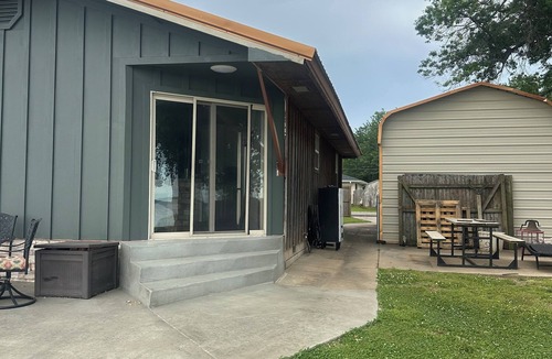 Grove House | Cozy 2-bedroom house in peaceful Grove with AC for relaxing stays, waterfront
