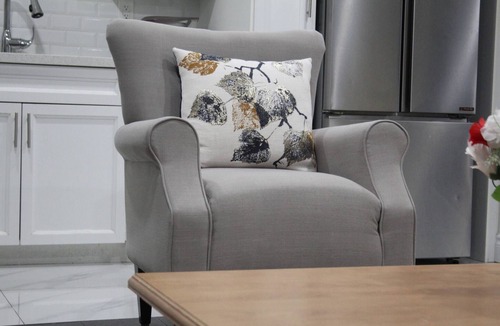 Brampton House | Cozy 2-bedroom House Rental in Brampton's Mount Pleasant