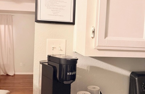 South Arlington House | Cozy 2-bedroom house in serene Arlington with AC