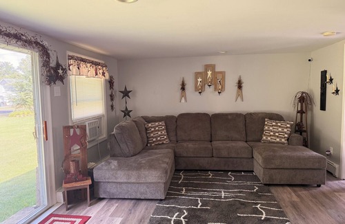 Salisbury Center House | Cozy 2-bedroom house in delightful Dolgeville with AC