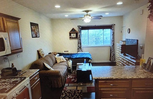 South Side Slopes House | Cozy 2-bedroom house with a view in enjoyable Pittsburgh