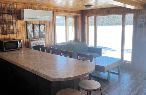 Sheridan Cabin | Cozy 2-bedroom lakeside cabin with direct trail access