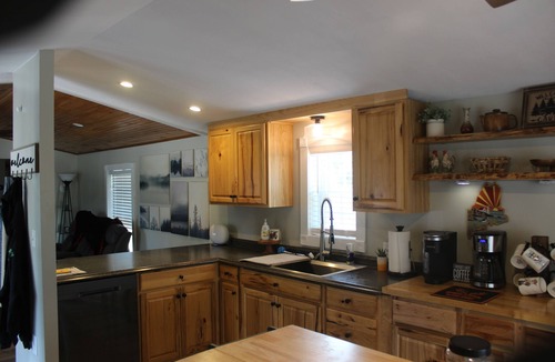 Wallagrass House | Cozy 2-bedroom mobile home in beautiful Wallagrass,Maine
