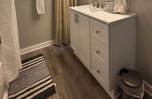 Syracuse Apartment | Cozy 2 bedroom near downtown!
