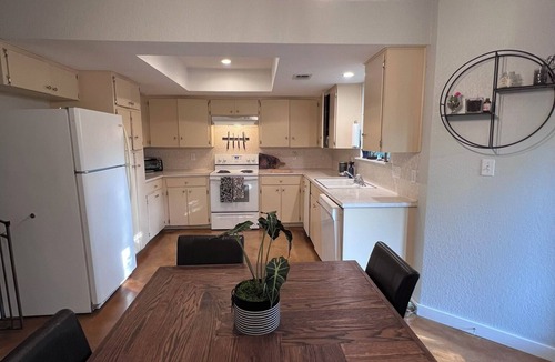 Manchaca House | Cozy 2-bedroom oasis