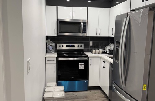 Sage Hill House | Cozy 2-Bedroom Short-Term stay in Calgary, AB. Canada.