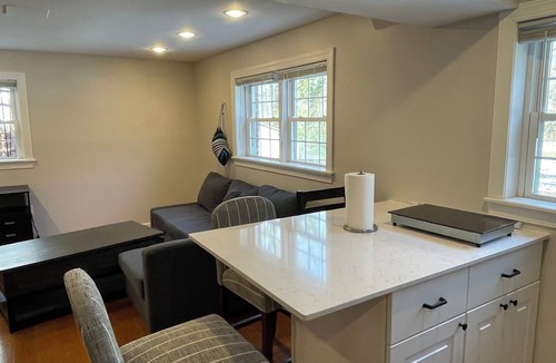 Arlington Apartment | Cozy 2-bedroom urban lair surrounded by parks