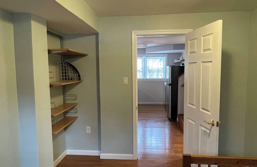 Arlington Apartment | Cozy 2-bedroom urban lair surrounded by parks