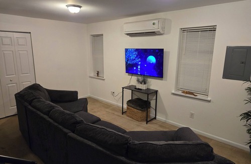 Chesapeake City Apartment | Cozy 2-bedroom apartment close to Canal Bike Trail in wonderful Chesapeake City
