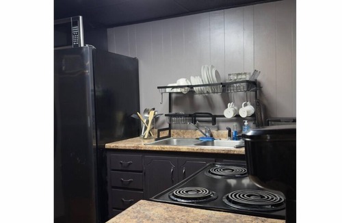 South Pittsburg Apartment | Cozy 2-bedroom apartment in charming downtown South Pittsburg, TN