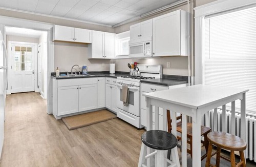 Winooski Apartment | Cozy 2 Bedroom with Parking!