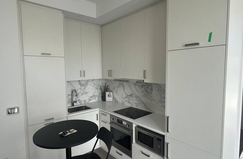 Vaughan Condo | COZY 2 BEDROOMS nONE FULL BATH IN THE NEW DOWNTOWN VAUGHAN, MINS FROM SUBWAY