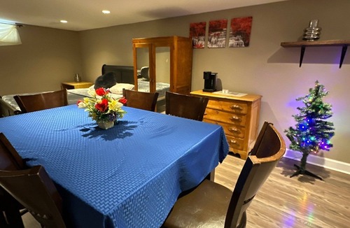 Windsor Apartment | Cozy 2 Beds Basement Suite