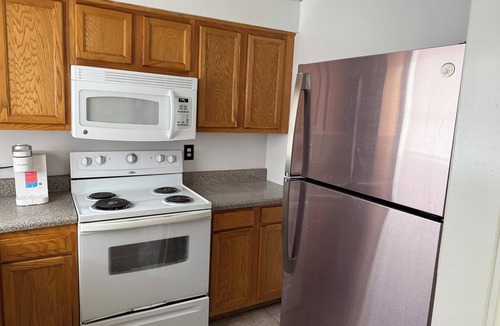 Forest Hills Apartment | Cozy 2 BR Close to Masters & Downtown!