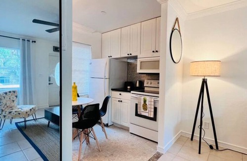 Poinsettia Heights Condo | Cozy 2 BR Condo - 7 Min from Fort Lauderdale Beach