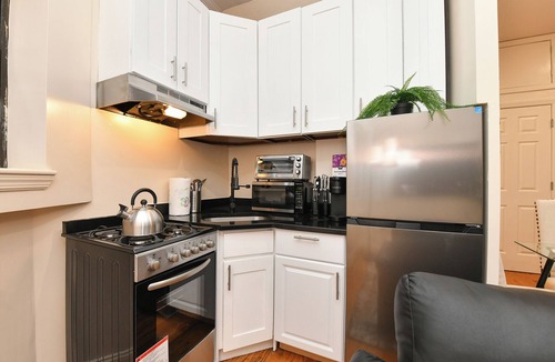 East Harlem Apartment | Cozy 2 BR Haven Right Above Central Park