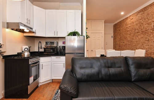 East Harlem Apartment | Cozy 2 BR Haven Right Above Central Park