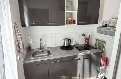 Argeles Plage Apartment | Cozy 2-Room Apartment with Terrace, 100m from the Beach in Argelès-sur-Mer