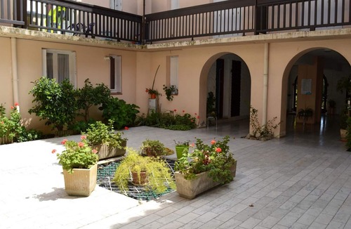 Argeles Plage Apartment | Cozy 2-Room Apartment with Terrace, 100m from the Beach in Argelès-sur-Mer
