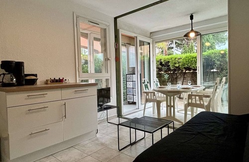 Argeles Plage Apartment | Cozy 2-Room Apartment Near Beach with Terrace, Pool & Parking