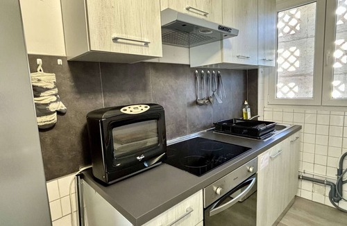 Plage d'Argeles Apartment | Cozy 2-room apt, 4 guests, 100m to beach, AC, balcony, pets allowed