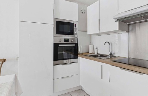 Le Grau-dʼAgde Apartment | Cozy 2-room apt, sleeps 4, 30m beach, elevator