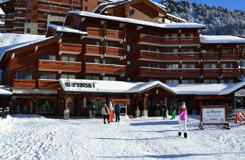 Meribel-Mottaret Apartment | Cozy 2-Room Cabin, Southern Exposure, Ski-in/Ski-out, Pets Allowed