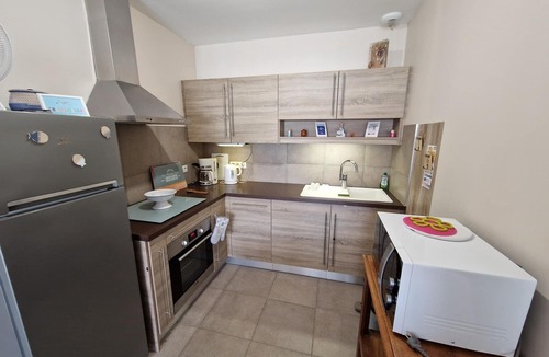 Port District Apartment | Cozy 2-room for 4 guests, Châtelaillon-Plage, parking