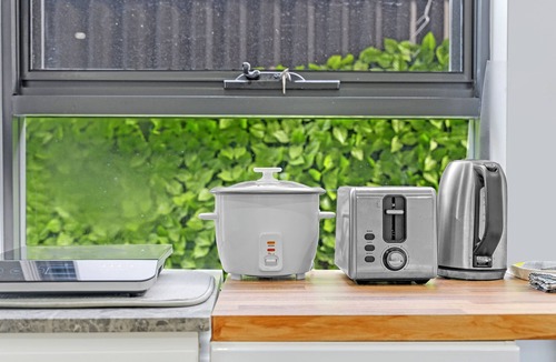 Peakhurst Apartment | Cozy 2B1B Retreat in Peakhurst