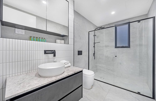 Peakhurst Apartment | Cozy 2B1B Retreat in Peakhurst