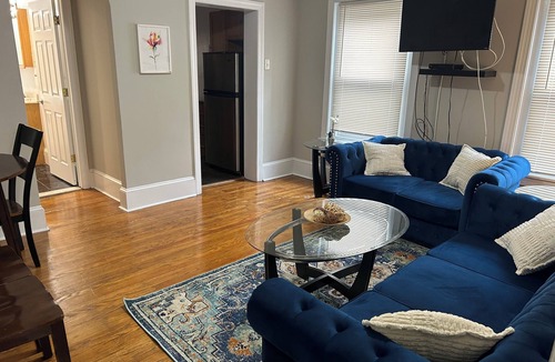 Rittenhouse Row Apartment | Cozy 2BD/2BA near Rittenhouse sq