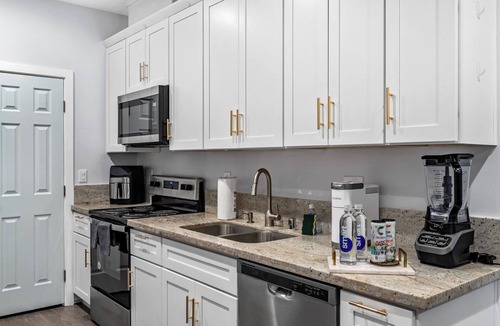 Southeastern Sacramento House | Cozy 2bdr/1br Home near downtown