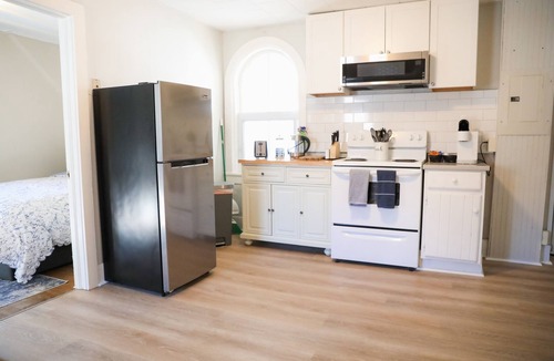 Winooski Apartment | Cozy 2bdrm Apt. Walk downtown bring your pets