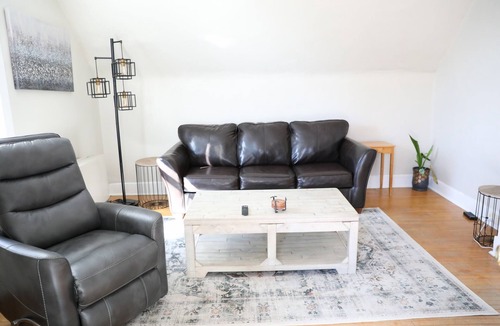 Winooski Apartment | Cozy 2bdrm Apt. Walk downtown bring your pets