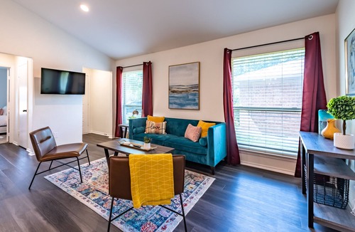 Frisco House | Cozy 2Bed/2Bath - Modern & Spacious - Central Frisco
